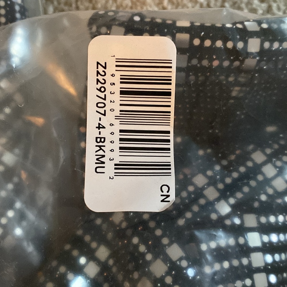 Venus NWT in bag bling tuxedo dress size 6 left - Picture 4 of 8